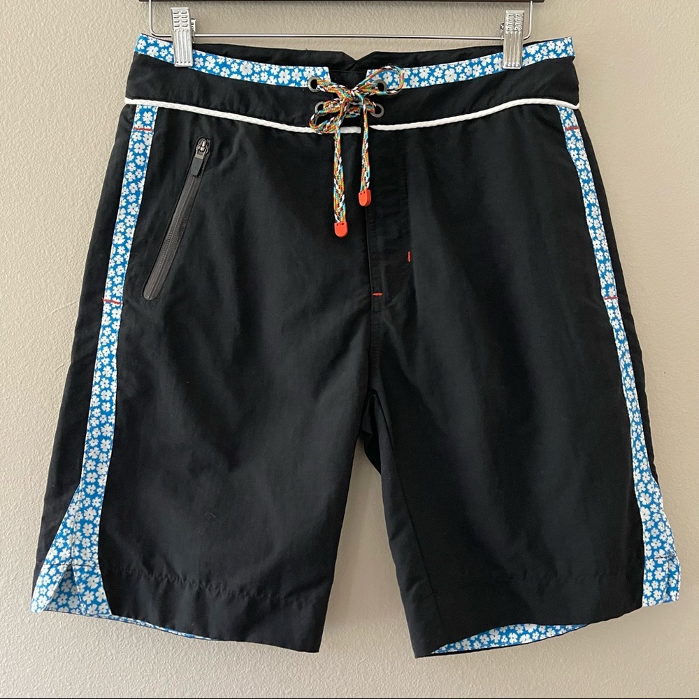 ROBERT GRAHAM Men’s Board Shorts